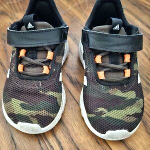 Toddler adidas camo shoes